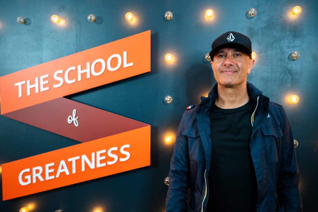 photo of Robin Sharma